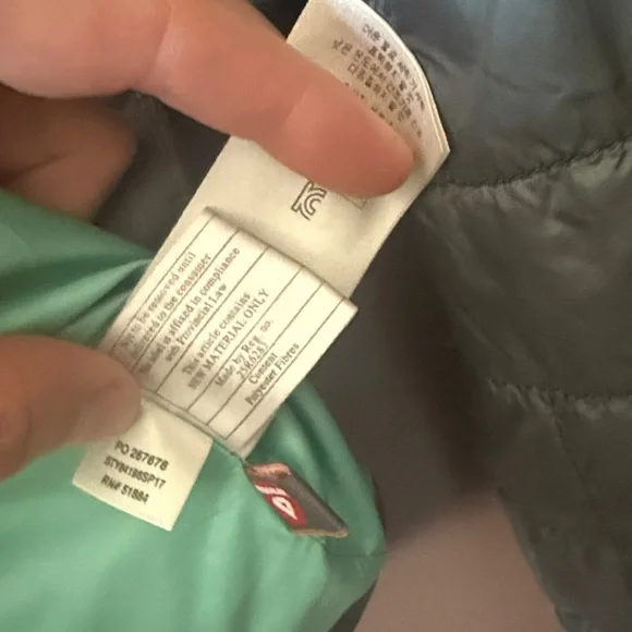 Patagonia Pullover Quilted Hoodie Jacket - Picture 6 of 7